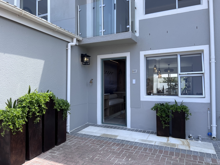 To Let 3 Bedroom Property for Rent in Big Bay Western Cape
